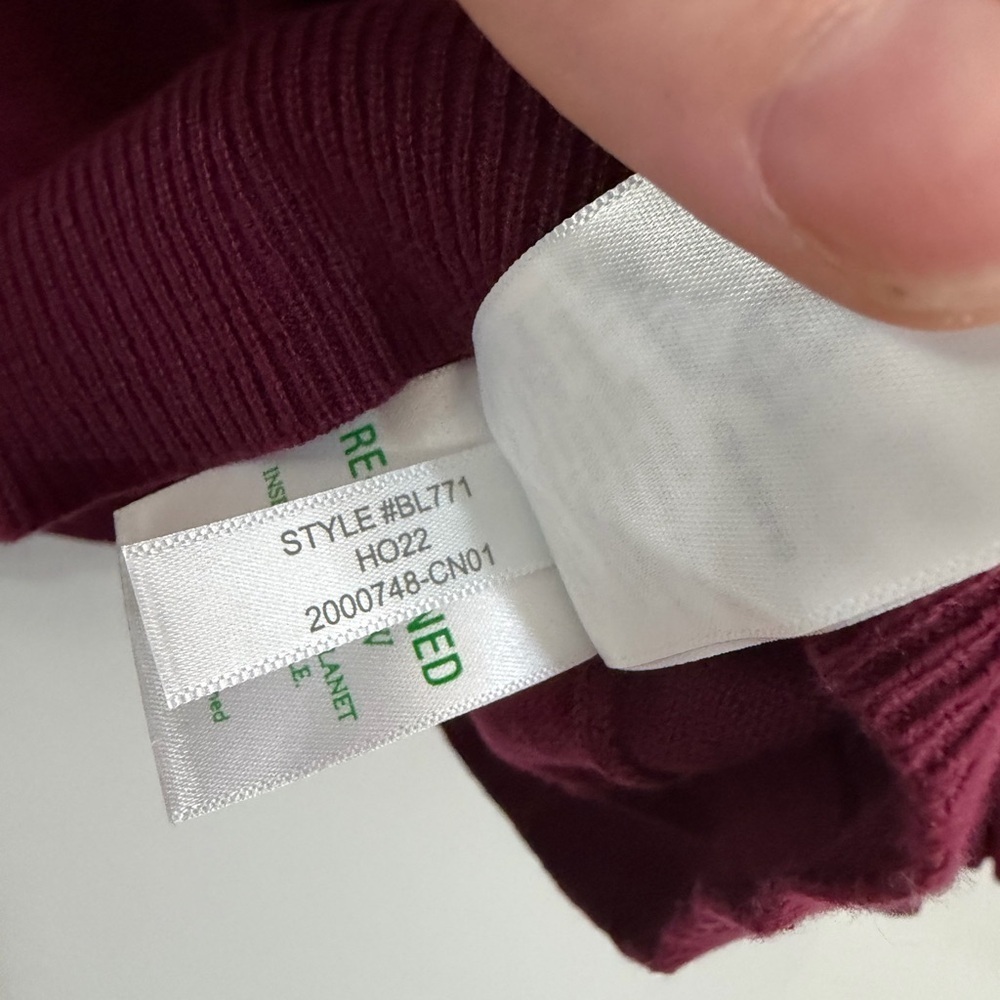 NWT J. Crew 100% Cotton Round Neck Sweater Maroon Button Shoulder Ruffled Preppy - Picture 6 of 12